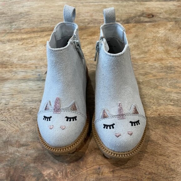 NEW 7 Toddler Girls Shimmer Gray Unicorn Chelsea Boots - Picture 2 of 6